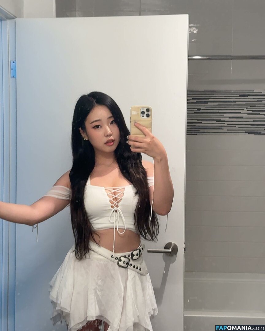 AGirlAndAGame / Jessica / h.yojeong / jessicahkim / jessicanigri Meztelen OnlyFans  Kikerült fotó #194