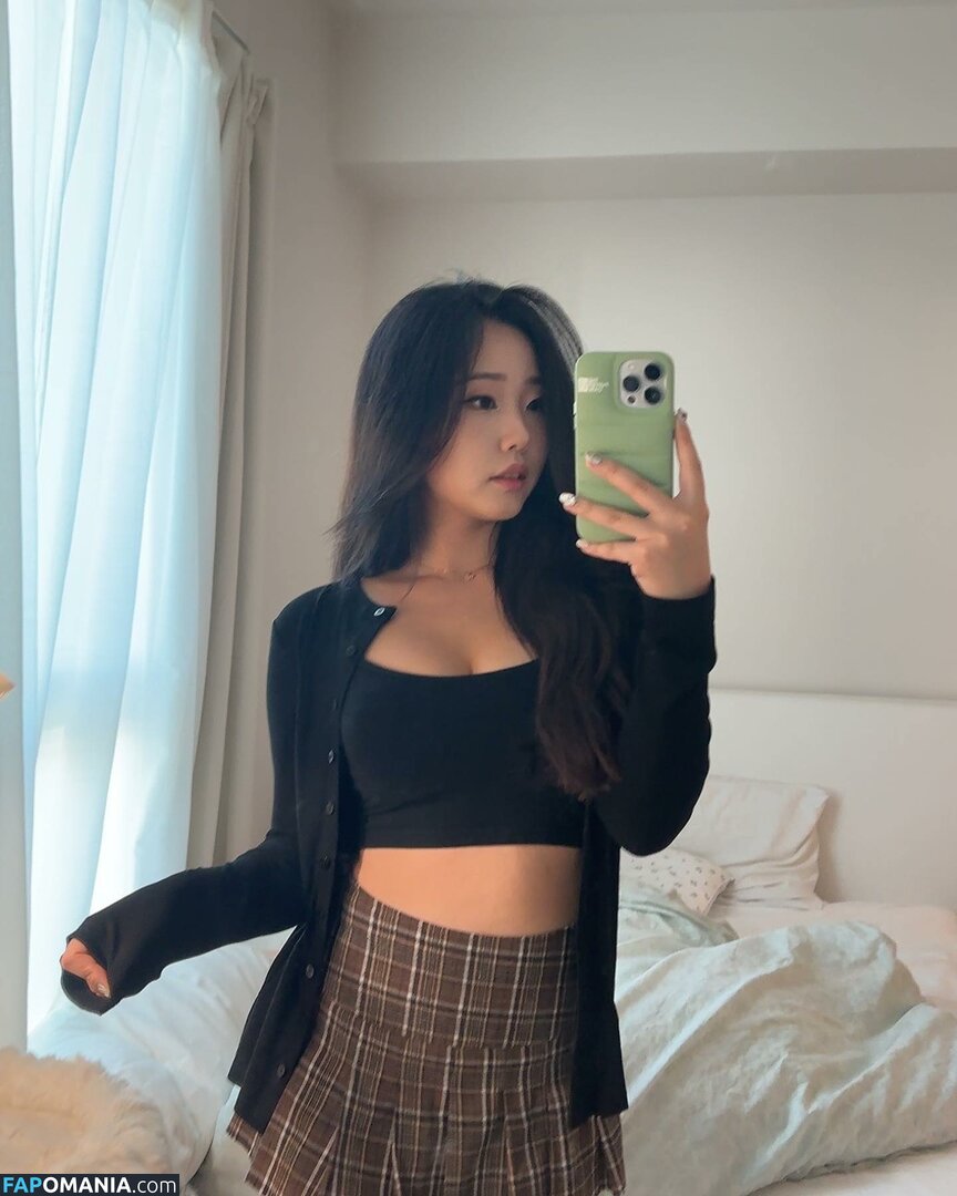 AGirlAndAGame / Jessica / h.yojeong / jessicahkim / jessicanigri Meztelen OnlyFans  Kikerült fotó #224