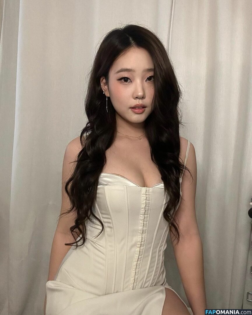 AGirlAndAGame / Jessica / h.yojeong / jessicahkim / jessicanigri Meztelen OnlyFans  Kikerült fotó #305