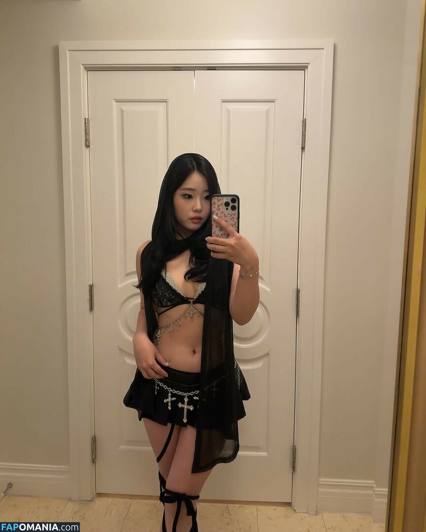 AGirlAndAGame / Jessica / h.yojeong / jessicahkim / jessicanigri Meztelen OnlyFans  Kikerült fotó #711