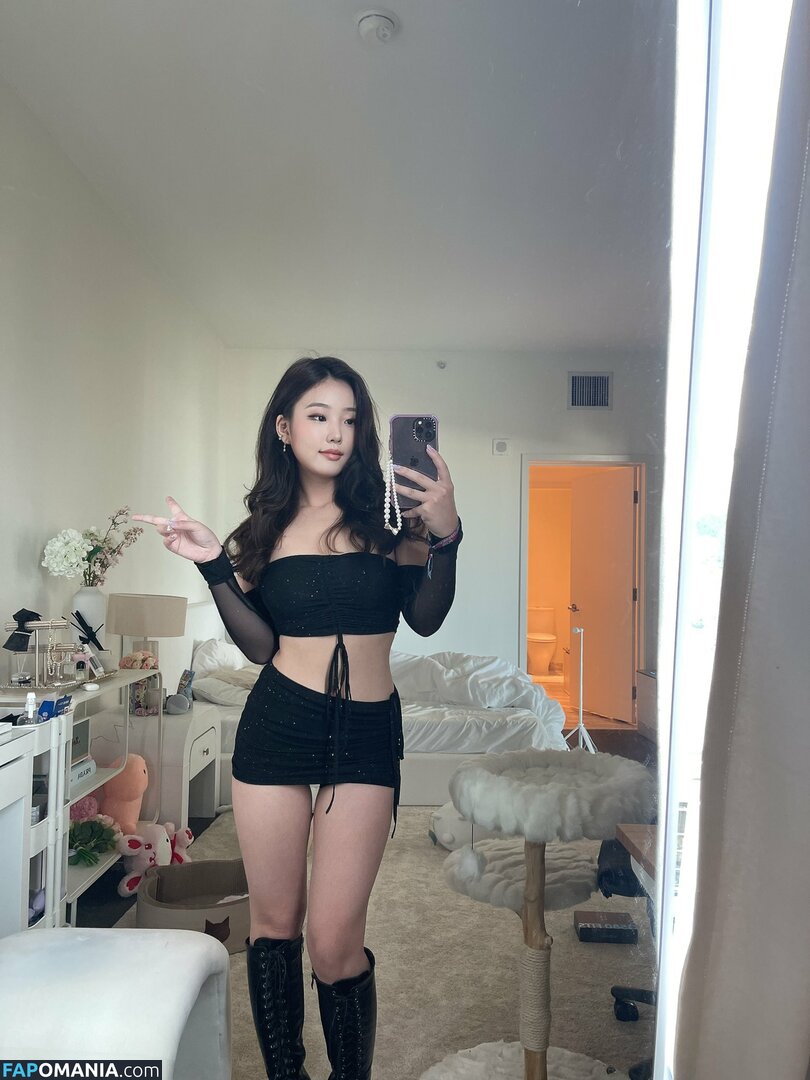 AGirlAndAGame / Jessica / h.yojeong / jessicahkim / jessicanigri Meztelen OnlyFans  Kikerült fotó #879