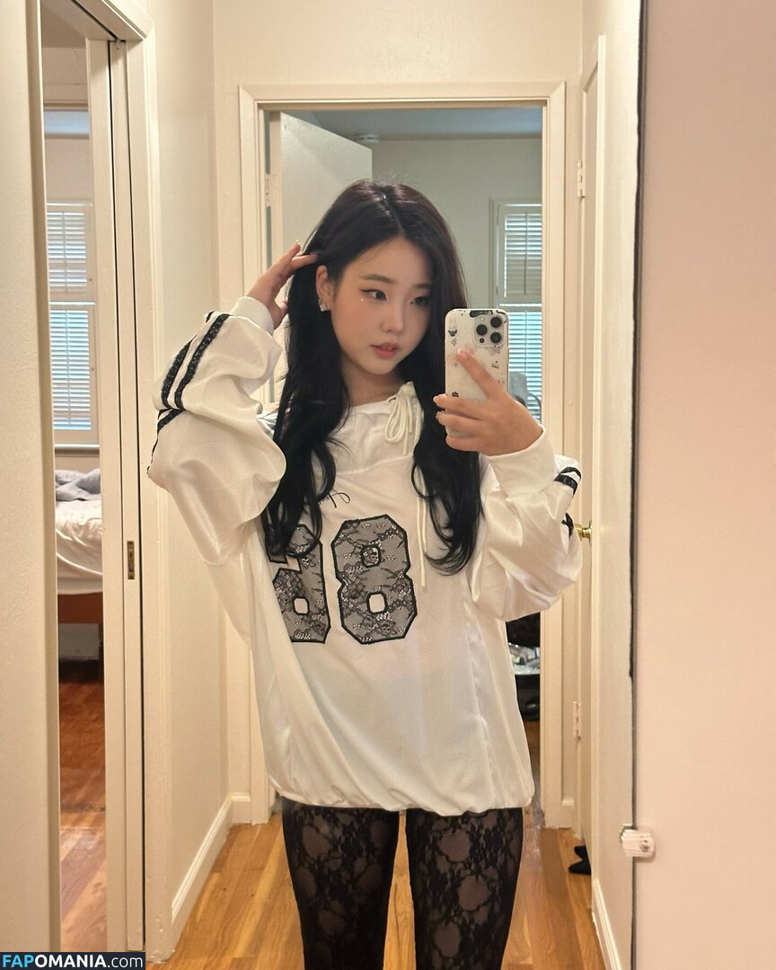 AGirlAndAGame / Jessica / h.yojeong / jessicahkim / jessicanigri Meztelen OnlyFans  Kikerült fotó #882