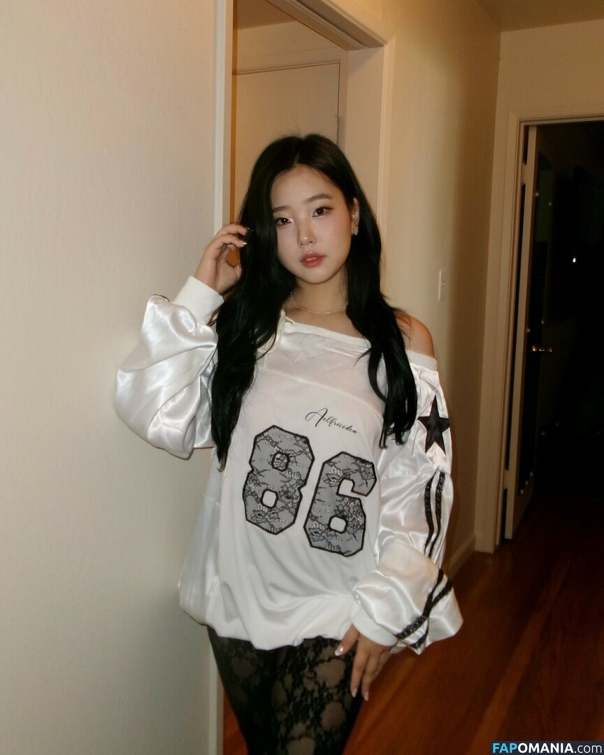 AGirlAndAGame / Jessica / h.yojeong / jessicahkim / jessicanigri Meztelen OnlyFans  Kikerült fotó #886