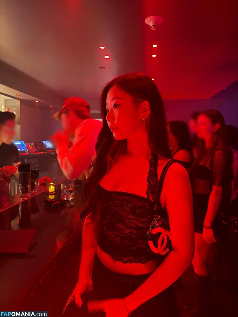 AGirlAndAGame / Jessica / jessicahkim / jessicanigri / kaburbank Meztelen OnlyFans  Kikerült fotó #965