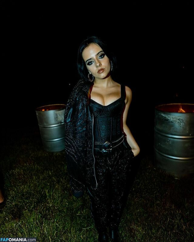 Jessie Murph / jessiemurphhh / playfullyfunsized Meztelen OnlyFans  Kikerült fotó #4