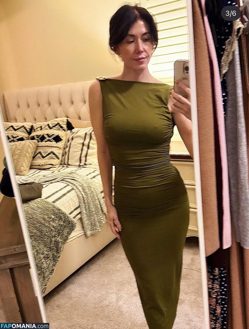 Jewel Staite / JewelStaite Meztelen OnlyFans  Kikerült fotó #329