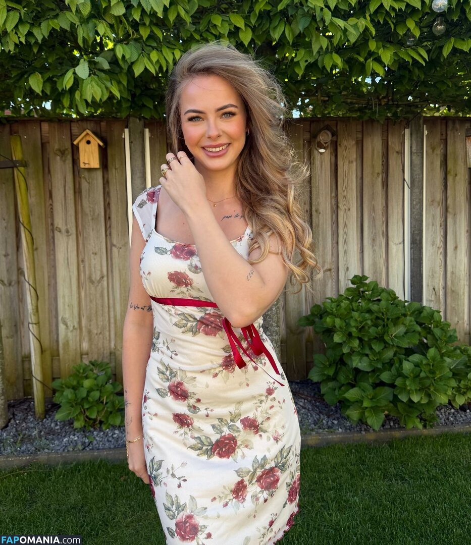 Jill van Hoof / jillgt_jillvanhoof / jillvanhoofx / jillvanhoofxx / jillx / 𝐽𝑖𝑙𝑙 𝑣𝑎𝑛 𝐻𝑜𝑜𝑓 Meztelen OnlyFans  Kikerült fotó #29