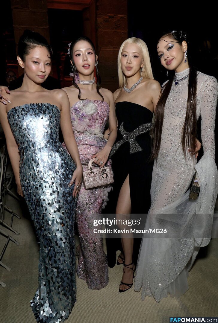 BLACKPINK / Jisoo / qenshizu / sooyaaa__ Meztelen OnlyFans  Kikerült fotó #637