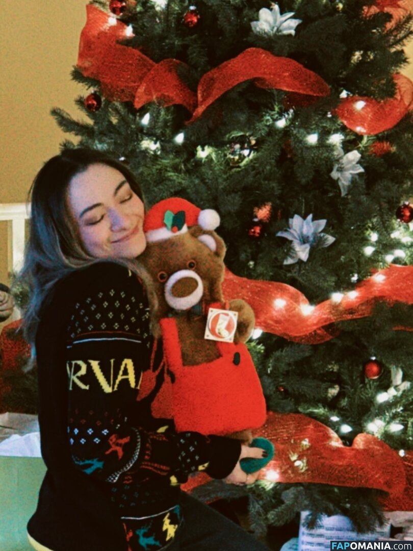 Jodelle Ferland / jodellemicah Meztelen OnlyFans  Kikerült fotó #5