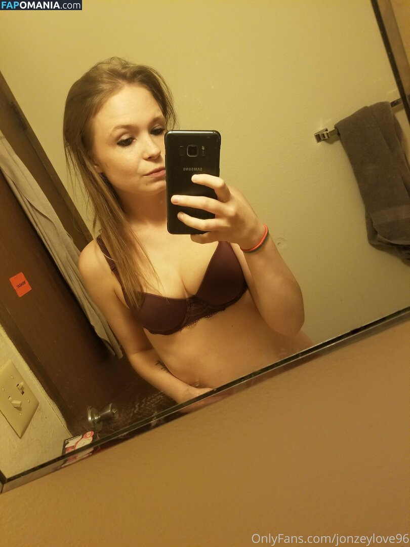 dezy_soca / jonzeylove96 Meztelen OnlyFans  Kikerült fotó #10