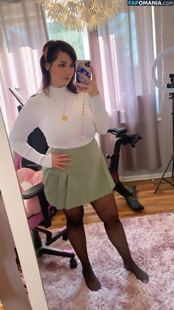 Joulischka Meztelen OnlyFans  Kikerült fotó #3
