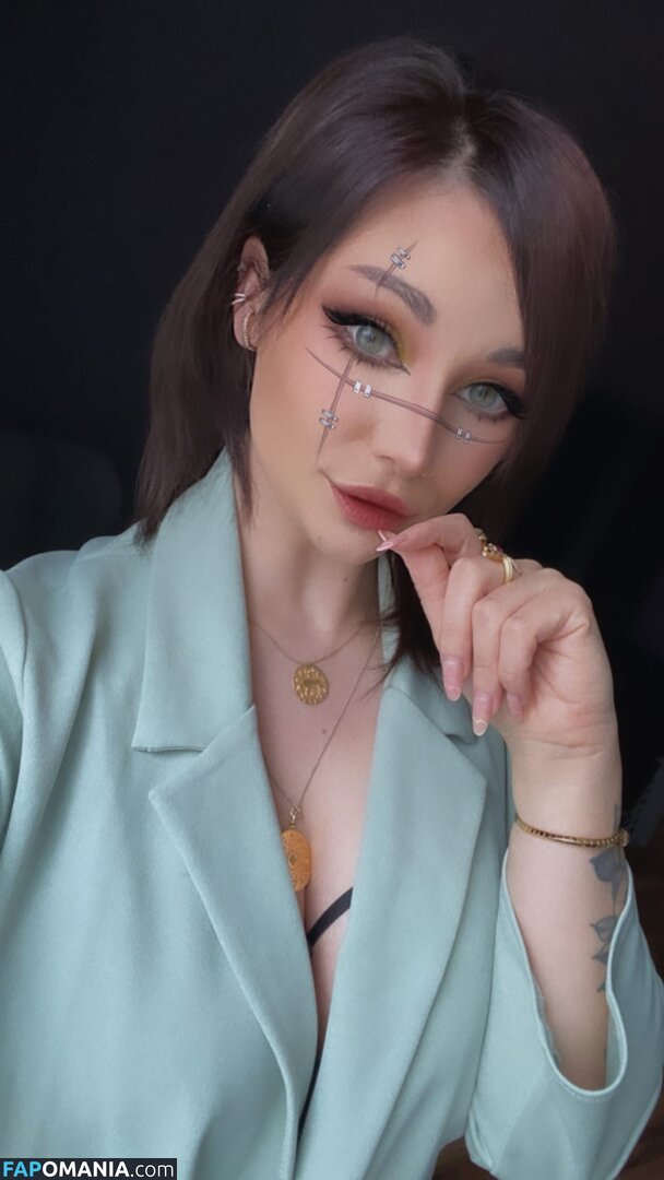 Joulischka Meztelen OnlyFans  Kikerült fotó #4