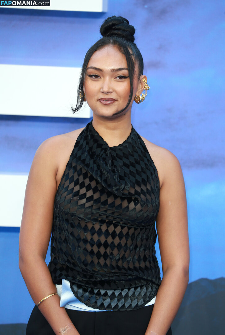 Joy Crookes / https: / joycrookes Meztelen OnlyFans  Kikerült fotó #43