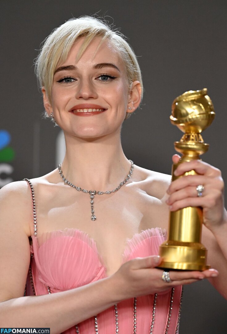 Julia Garner / juliagarnerofficial / ztyg_29 Meztelen OnlyFans  Kikerült fotó #3