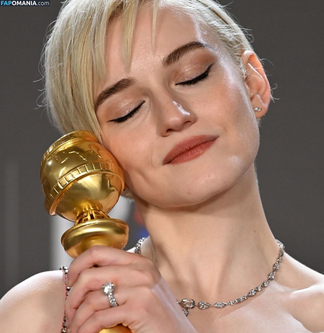 Julia Garner / juliagarnerofficial / ztyg_29 Meztelen OnlyFans  Kikerült fotó #11