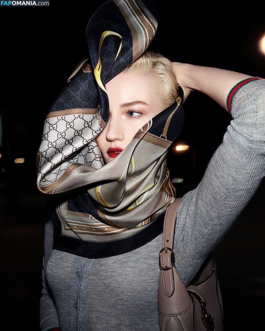 Julia Garner / juliagarnerofficial / ztyg_29 Meztelen OnlyFans  Kikerült fotó #16