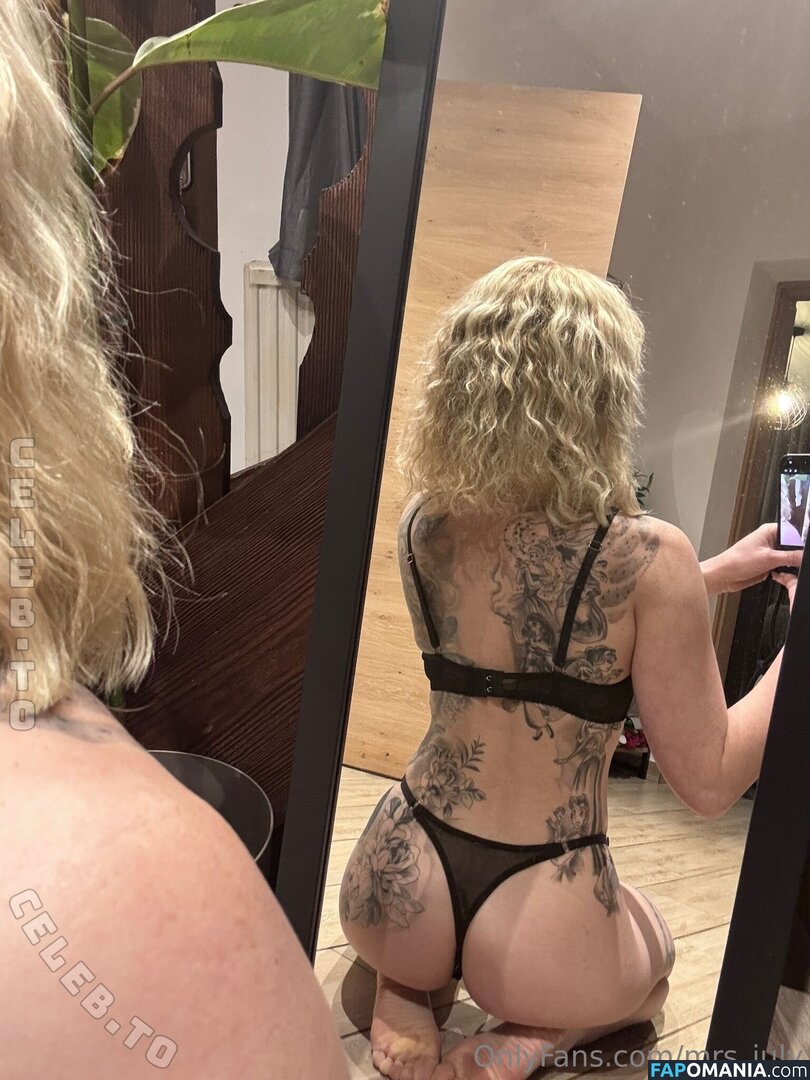 Julia Kern / july_kern_ / mrs_july Meztelen OnlyFans  Kikerült fotó #3