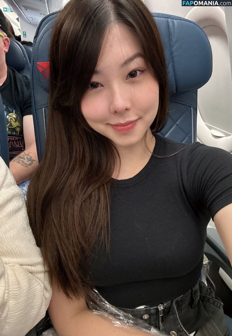 Júlia Nakamura / Mayumi / jumayumin1 Meztelen OnlyFans  Kikerült fotó #4