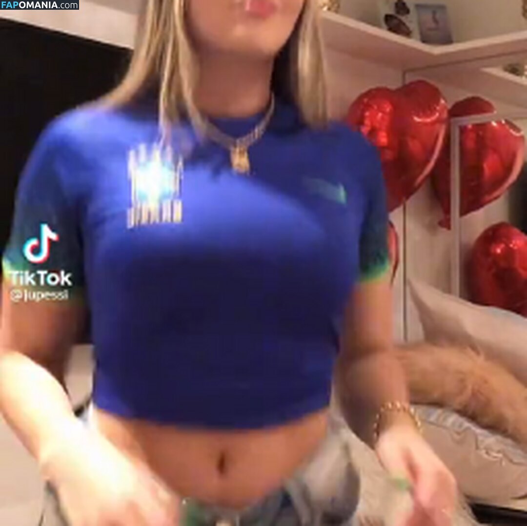 Julia Pessi / ju_dogolf Meztelen OnlyFans  Kikerült fotó #4