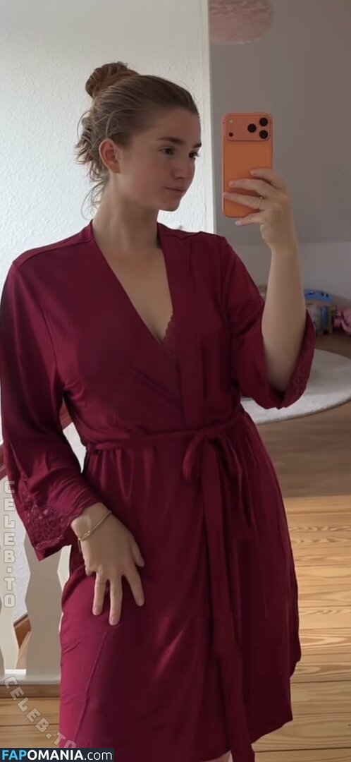Julia Schulze / Julita_fit / julia.thiele_family Meztelen OnlyFans  Kikerült fotó #7