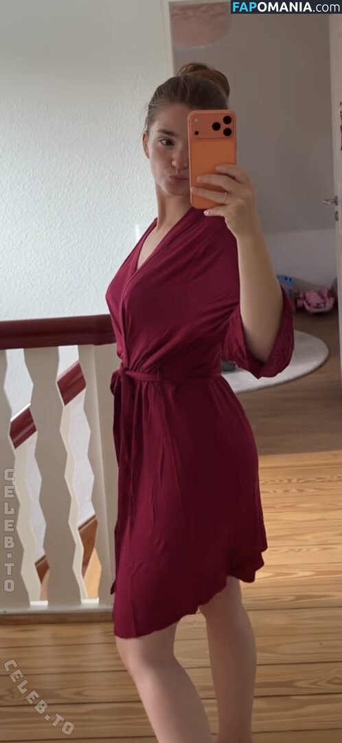 Julia Schulze / Julita_fit / julia.thiele_family Meztelen OnlyFans  Kikerült fotó #9