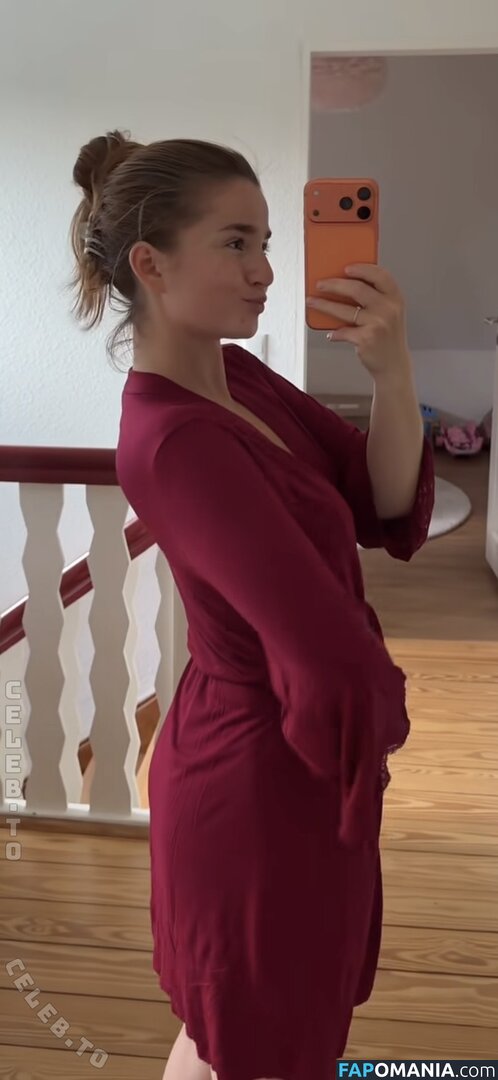 Julia Schulze / Julita_fit / julia.thiele_family Meztelen OnlyFans  Kikerült fotó #10