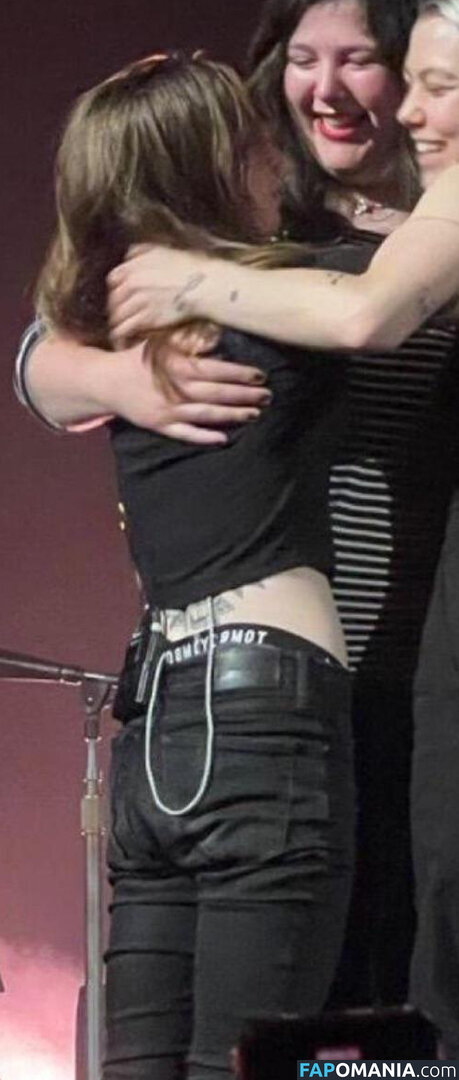Julien Baker / julienrbaker Meztelen OnlyFans  Kikerült fotó #4