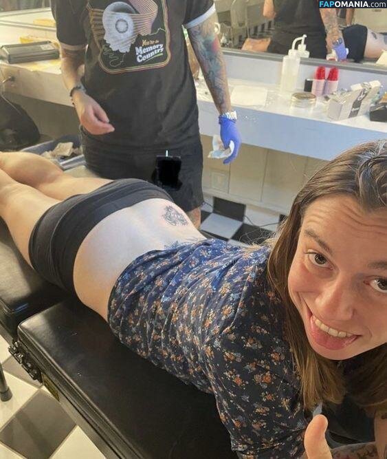 Julien Baker / julienrbaker Meztelen OnlyFans  Kikerült fotó #7