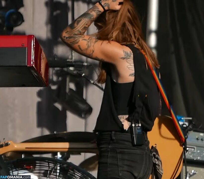 Julien Baker / julienrbaker Meztelen OnlyFans  Kikerült fotó #17
