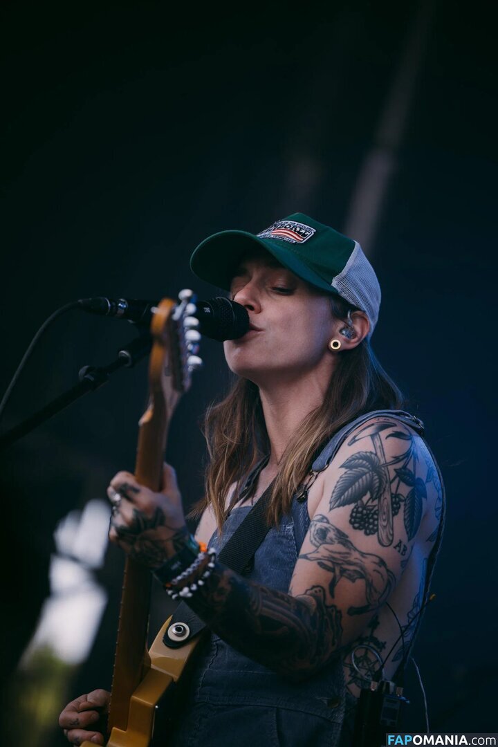 Julien Baker / julienrbaker Meztelen OnlyFans  Kikerült fotó #25