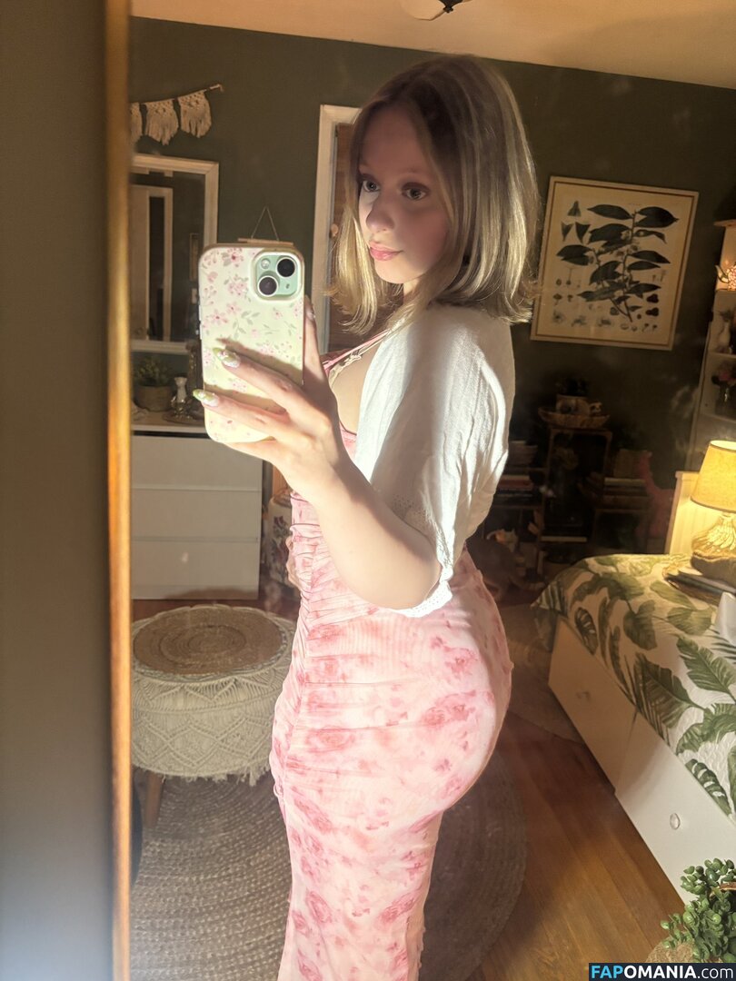 https: / juls.meow Meztelen OnlyFans  Kikerült fotó #1