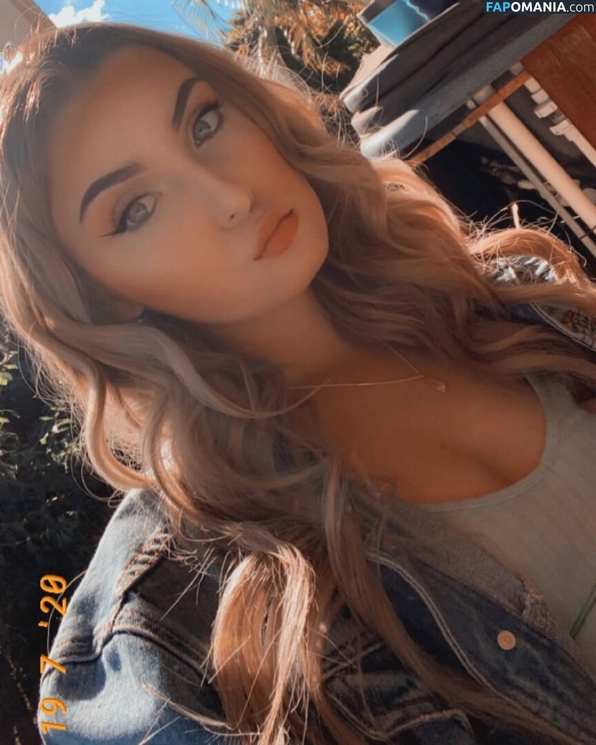 __julsssx / julsxxx Meztelen OnlyFans  Kikerült fotó #3
