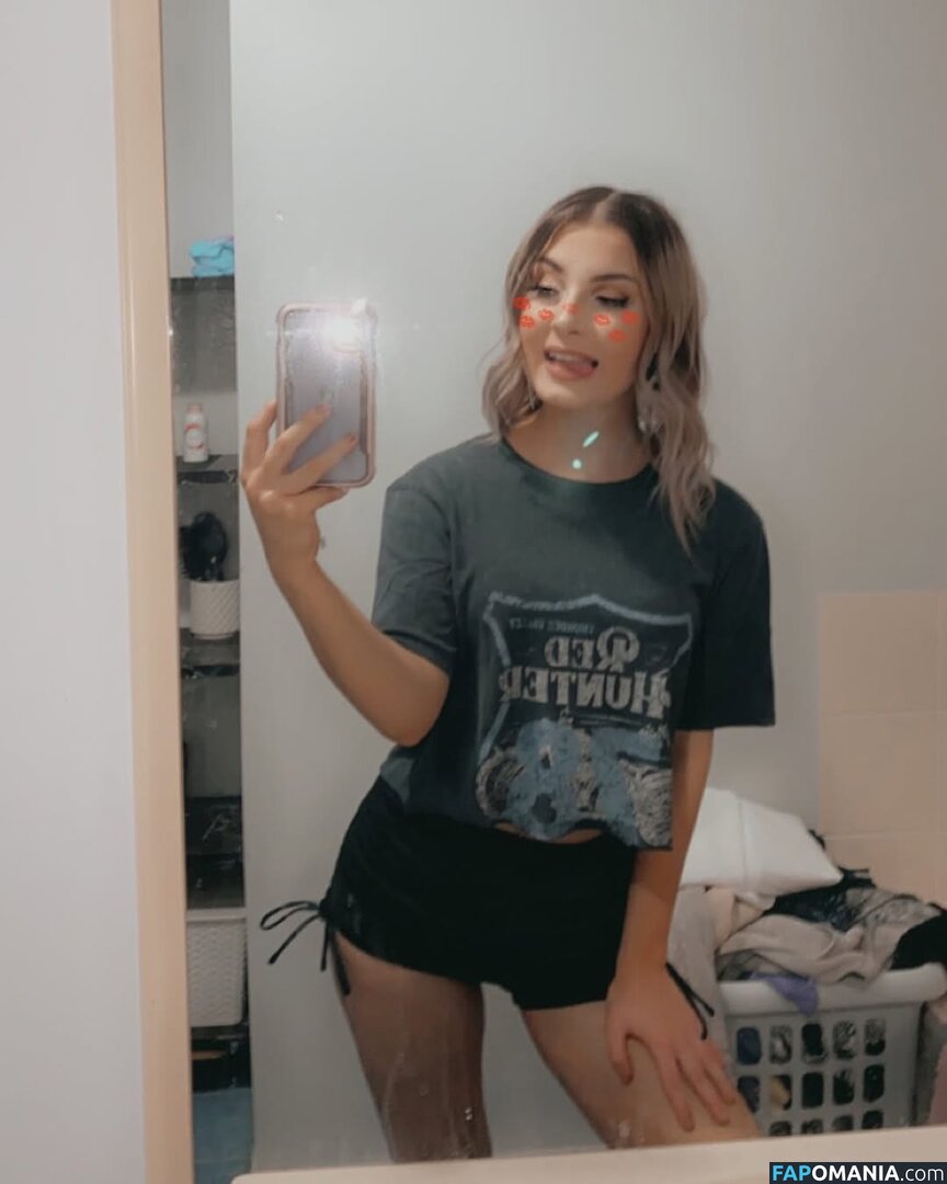__julsssx / julsxxx Meztelen OnlyFans  Kikerült fotó #6