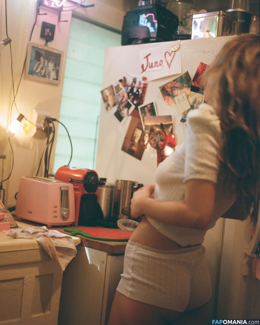 Juno Temple / junotemple Meztelen OnlyFans  Kikerült fotó #16