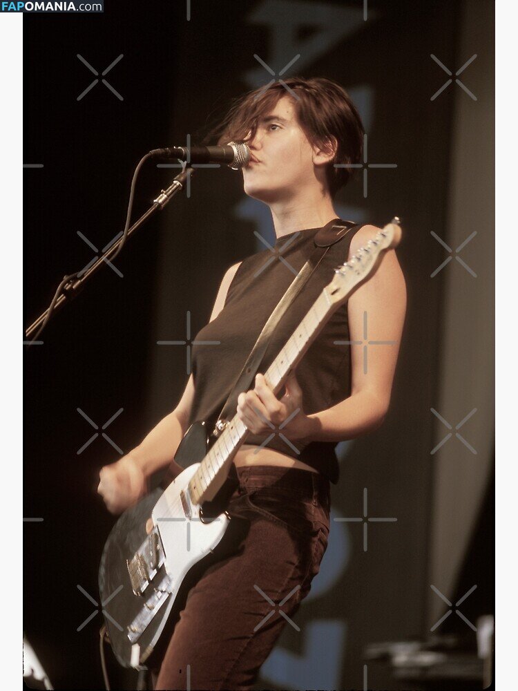 Justine Frischmann Meztelen OnlyFans  Kikerült fotó #4