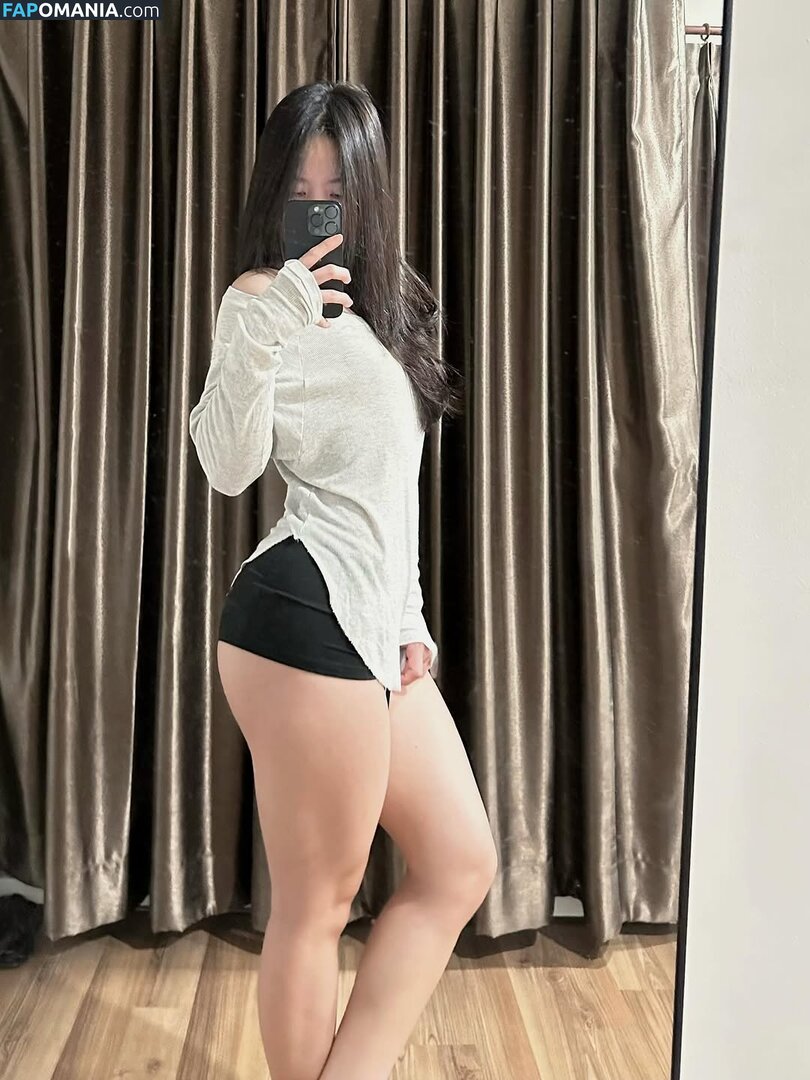 Beam_99s / Jutarat_99s Meztelen OnlyFans  Kikerült fotó #4