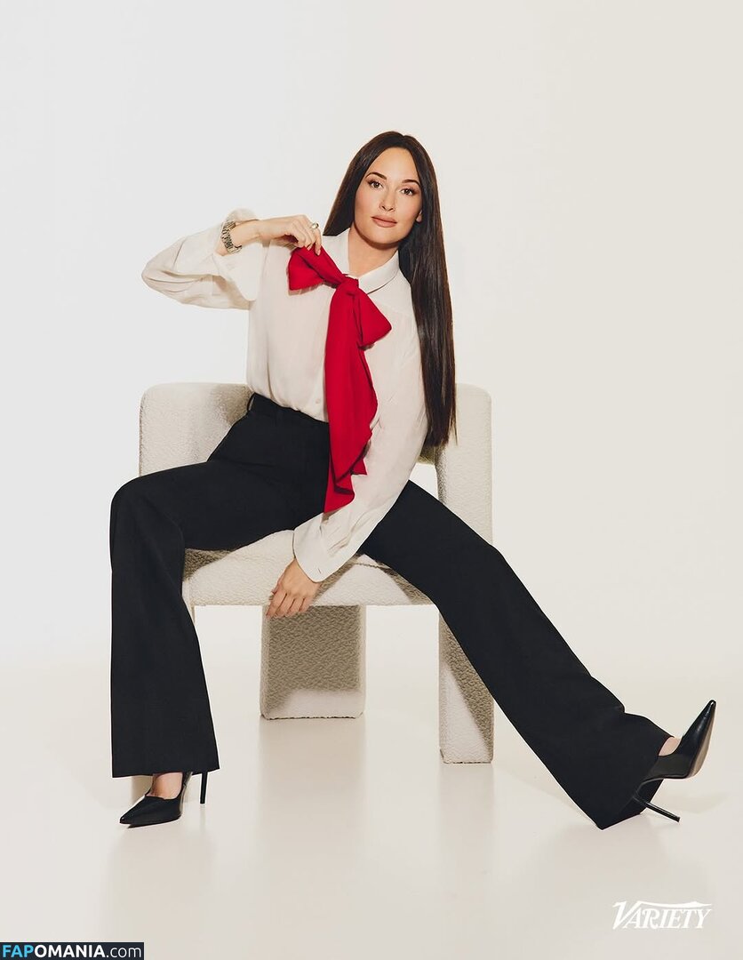 Kacey Musgraves / heavenlyyhazel / spaceykacey Meztelen OnlyFans  Kikerült fotó #9