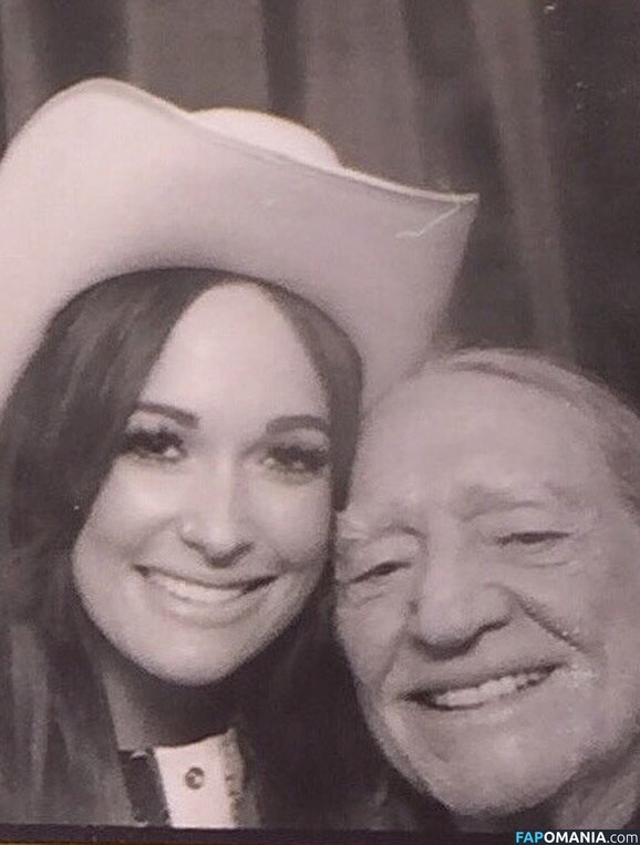 Kacey Musgraves / heavenlyyhazel / spaceykacey Meztelen OnlyFans  Kikerült fotó #23
