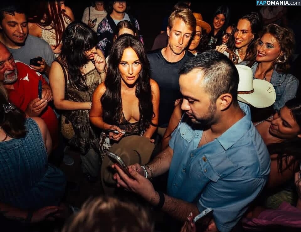 Kacey Musgraves / heavenlyyhazel / spaceykacey Meztelen OnlyFans  Kikerült fotó #36