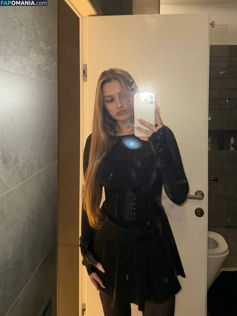 kae4ka / kake4u / whatkayawants Meztelen OnlyFans  Kikerült fotó #4