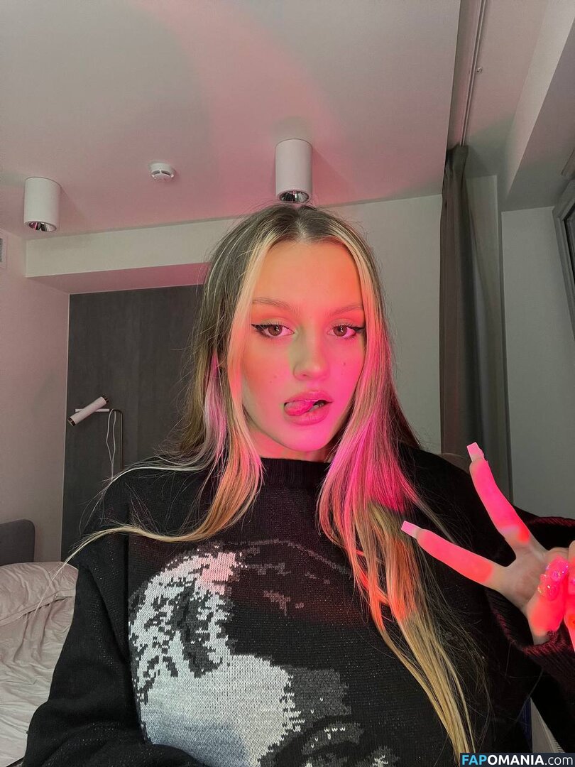 kae4ka / kake4u / whatkayawants Meztelen OnlyFans  Kikerült fotó #6