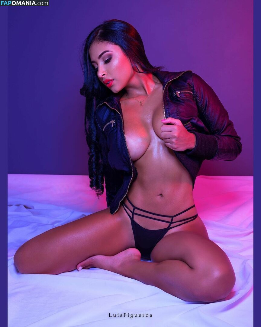 Karen Vasquez / karensvasquez / karenvasquez2446 Meztelen OnlyFans  Kikerült fotó #7