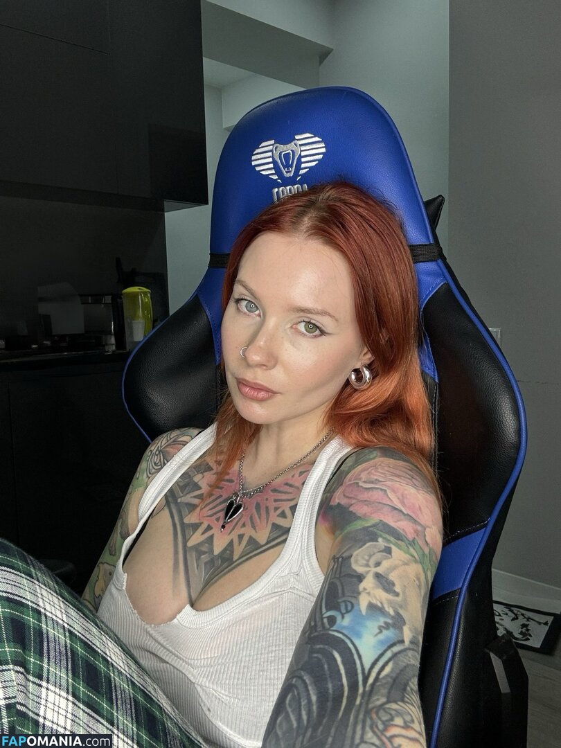 Karina Kherman / NebelaiaK / kher.man Meztelen OnlyFans  Kikerült fotó #6