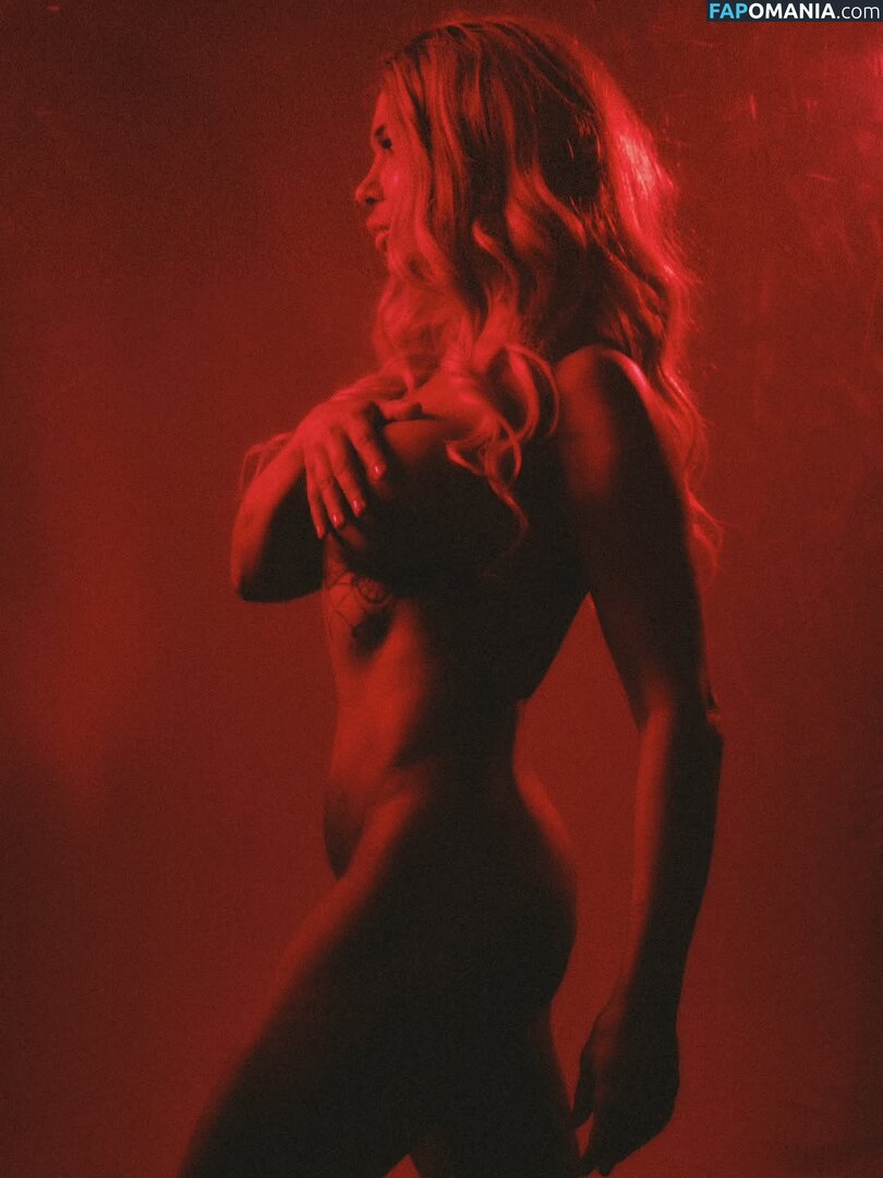 Karina Zvereva / karinazvereva Meztelen OnlyFans  Kikerült fotó #1
