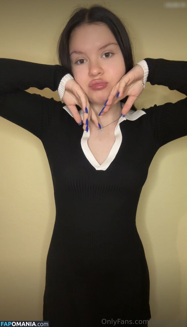 hier.istkarolinka / karolin_ka Meztelen OnlyFans  Kikerült fotó #1