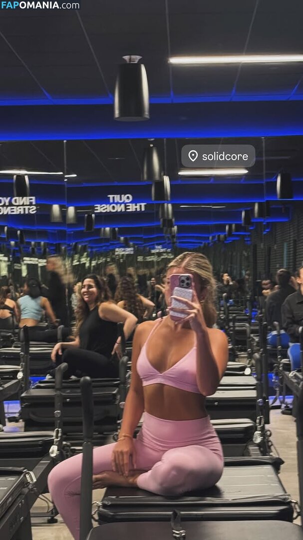 Katalina Cartmel / Katalinacarttmel / Katcartmel Meztelen OnlyFans  Kikerült fotó #1