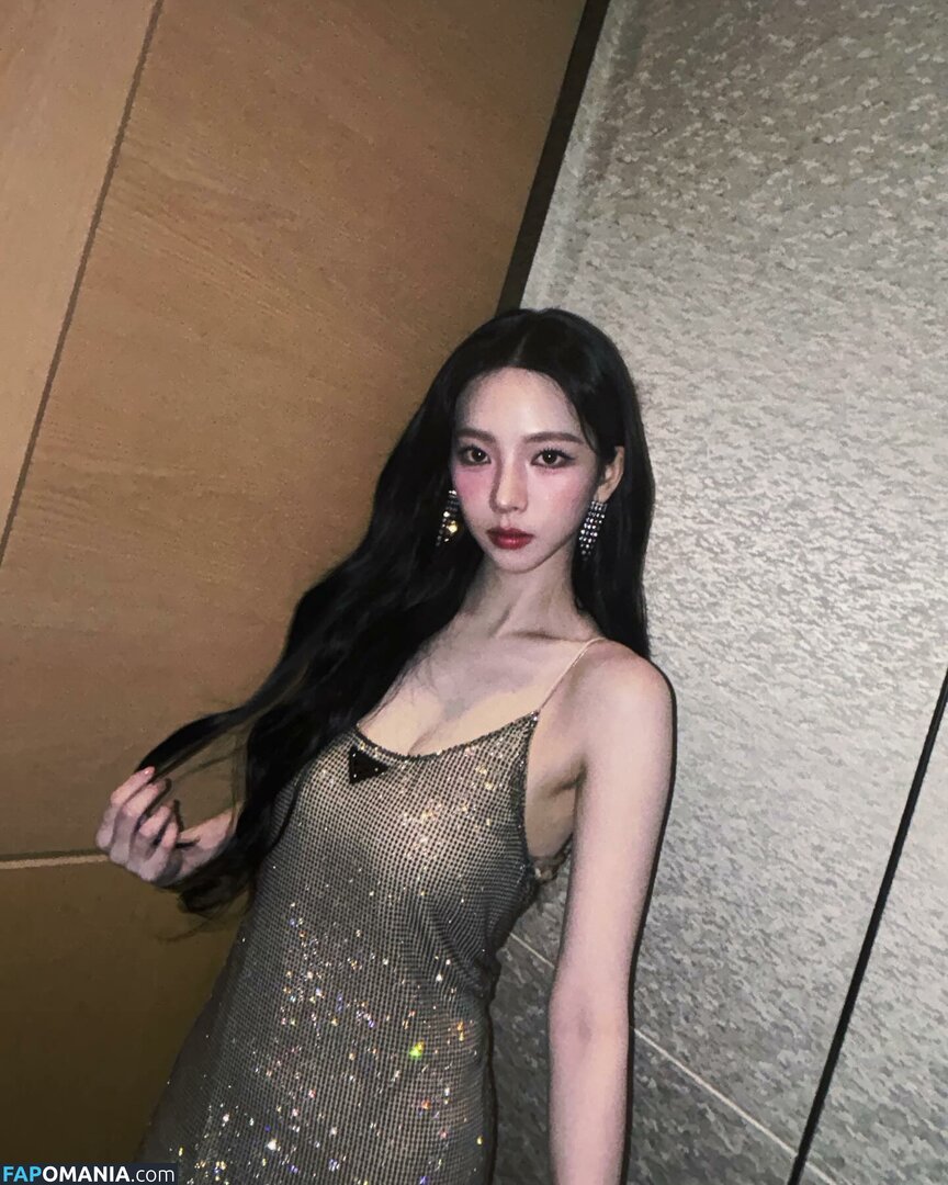 Karina / aespa / karinamasfina / katarinabluu Meztelen OnlyFans  Kikerült fotó #33