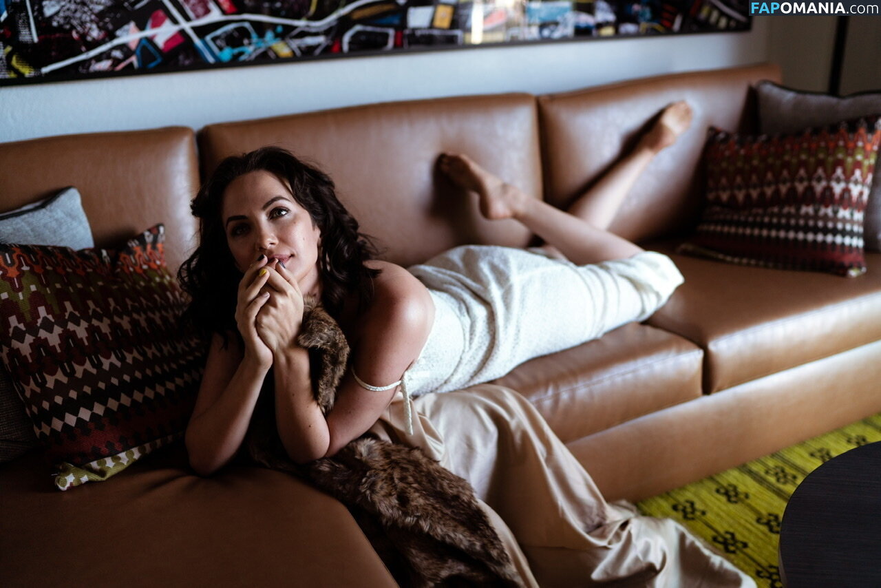 Kate Siegel Meztelen OnlyFans  Kikerült fotó #5
