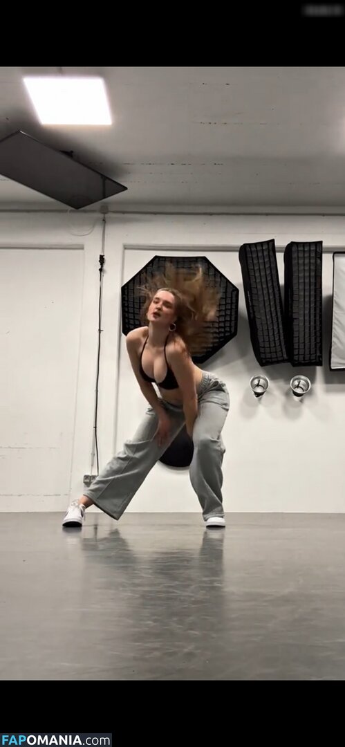 KatharinaKnoch Meztelen OnlyFans  Kikerült fotó #4