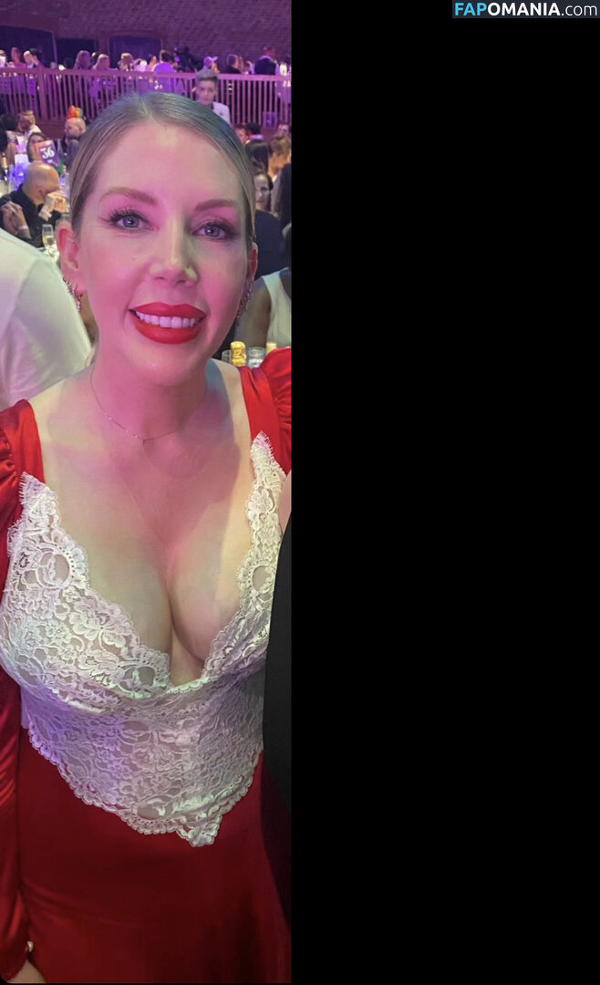 Katherine Ryan / kateryan / kathbum Meztelen OnlyFans  Kikerült fotó #1